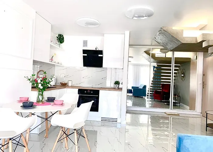 Bursztynek Park ג'אנטאר